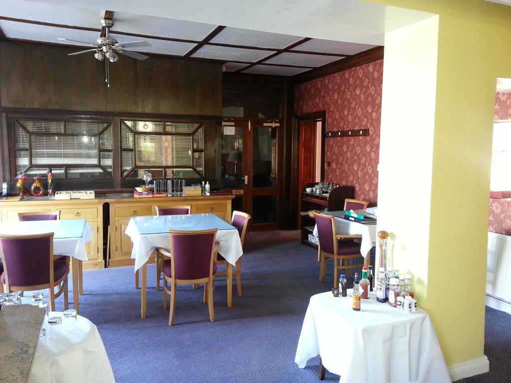 Cadogan Hotel Ньюмаркет Экстерьер фото